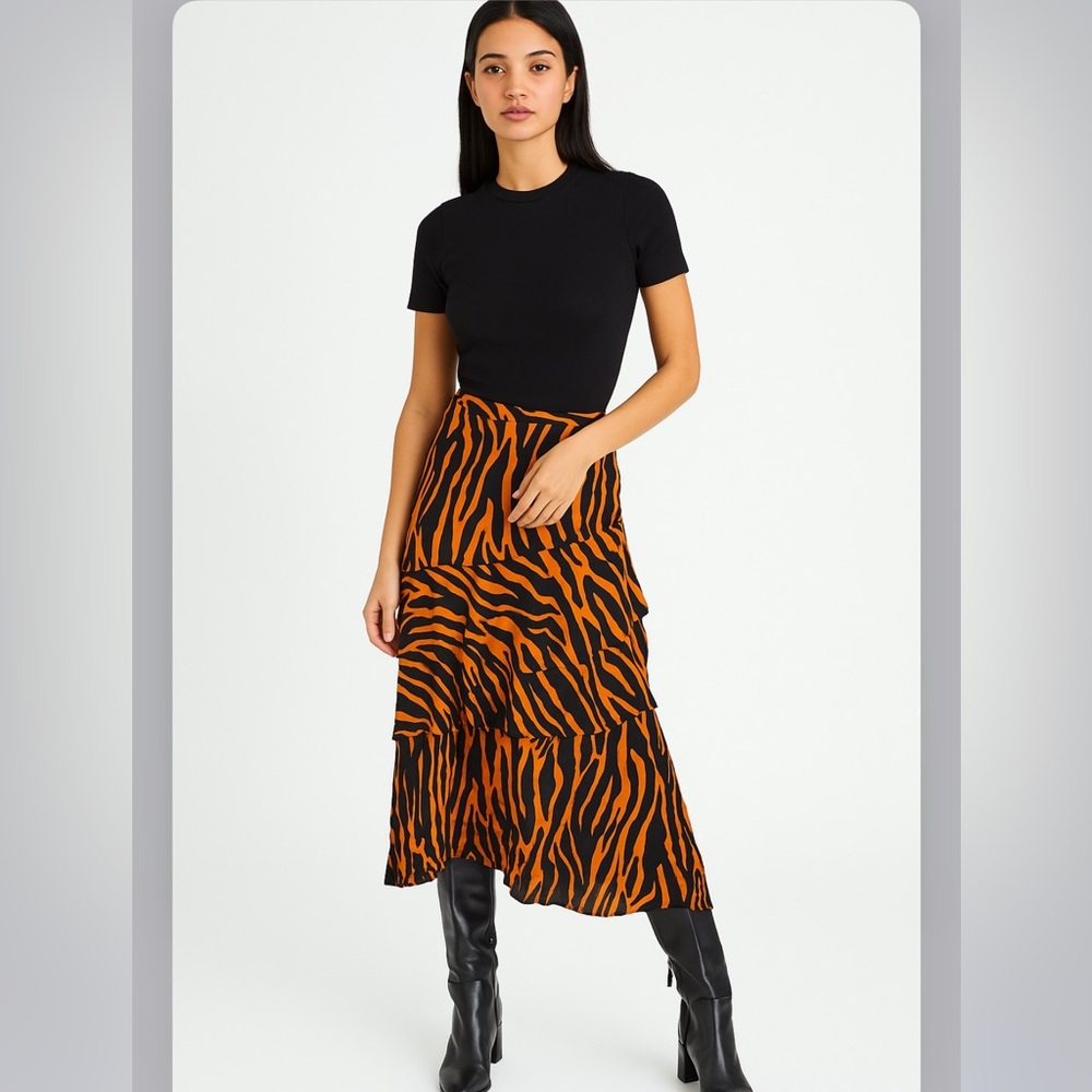 NWT Zebra Print Tiered Midi Skirt W/ split Black and Gold size M Tall